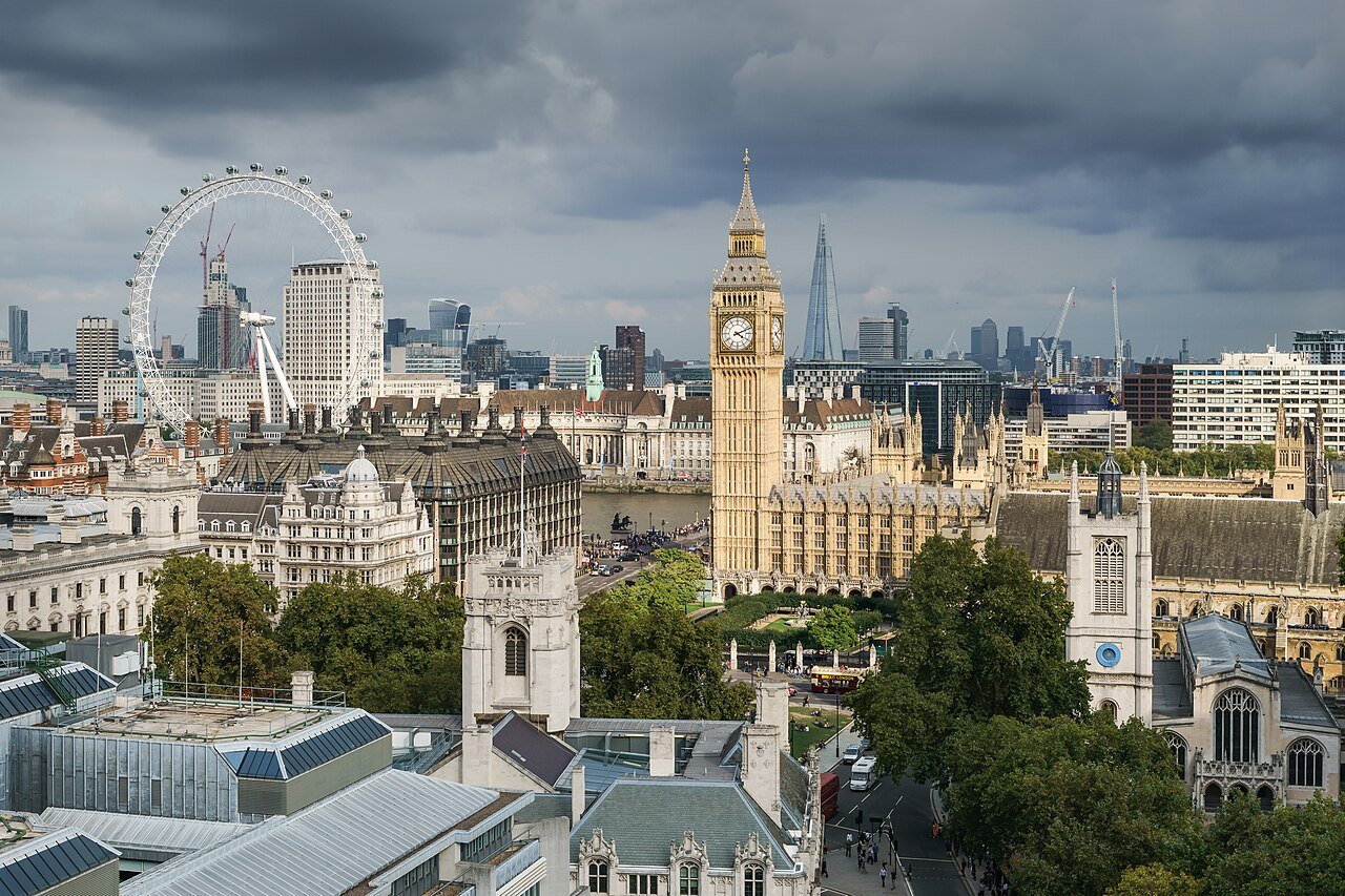 London School of Economics (LSE)